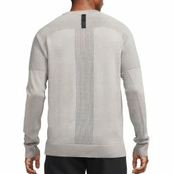 Nike Tiger Woods Knit Crew Golf Sweater 2021 10 Nike Tiger Woods Knit Crew Golf Sweater 2021 -TravisMathew Shop ann1783 dust black 1 2 56288.1664258287