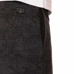 TravisMathew Sneak A Peak Golf Shorts 2021 -TravisMathew Shop ann2545 heather gray pinstripe 4 54972.1633420710