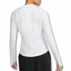 Nike Dri-FIT UV Victory Printed Longsleeve Golf Baselayer 2022 Women 10 Nike Dri-FIT UV Victory Printed Longsleeve Golf Baselayer 2022 Women -TravisMathew Shop ann2964 white black 2 06075.1666168626