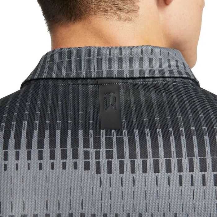 Nike Dri-FIT ADV Tiger Woods Print Golf Polo 2022 6 Nike Dri-FIT ADV Tiger Woods Print Golf Polo 2022 - Image 4