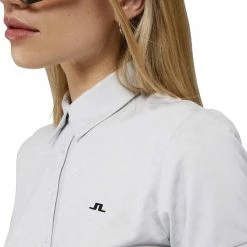 J.Lindeberg Alaya Jacquard FW22 Golf Polo 2022 Women 11 J.Lindeberg Alaya Jacquard FW22 Golf Polo 2022 Women -TravisMathew Shop ann3384 gray jacquard bridge monogram 5 1 09539.1672874452