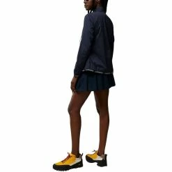 J.Lindeberg Tenley FW Golf Jacket 2022 Women 11 J.Lindeberg Tenley FW Golf Jacket 2022 Women -TravisMathew Shop ann3391 jl navy 3 05540.1668671017