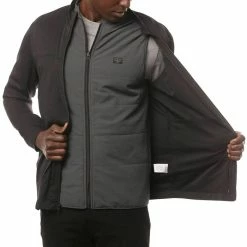 TravisMathew Raditude Golf Jacket 2022 10 TravisMathew Raditude Golf Jacket 2022 -TravisMathew Shop ann3499 black 4 44192.1666934670