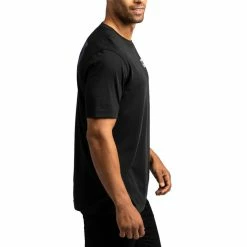 TravisMathew Shallow End Golf T-Shirt 2020 8 TravisMathew Shallow End Golf T-Shirt 2020 -TravisMathew Shop via1042 black 3 12764.1596093643